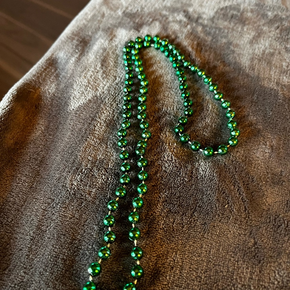Elegant Green Beaded Necklace